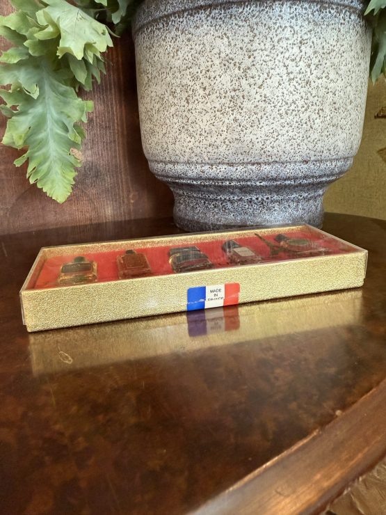 geschenkset "Parfums de France" miniatuur parfumflesjes - Afbeelding 7