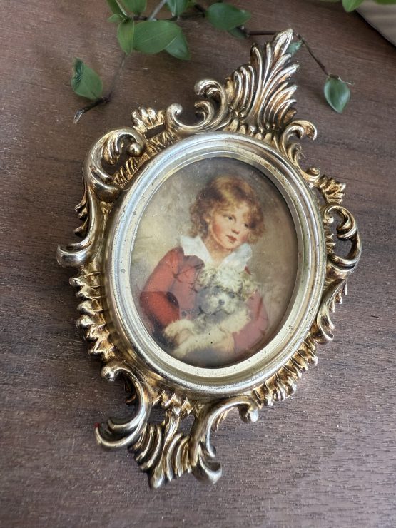 Vintage Print in plastic lijstje | Meisje met hond - Afbeelding 2